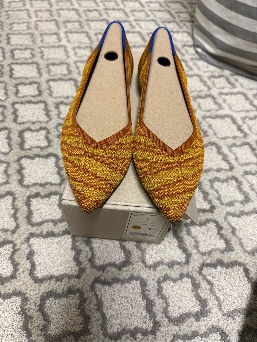 Rothy’s Golden Zebra Point